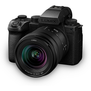 Panasonic Lumix DC-S5 IIX + Lumix S 20-60mm F/3.5-5.6 + Lumix S 50mm F/1.8 - Image 2