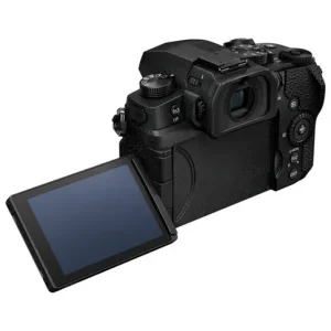 Panasonic Lumix DC-G97 + Lumix G Vario 14-140mm F/3.5-5.6 Power OIS WR - Image 13
