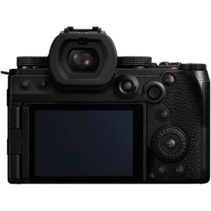 Panasonic Lumix DC-S5 IIX + Lumix S 20-60mm F/3.5-5.6 + Lumix S 50mm F/1.8 - Image 9