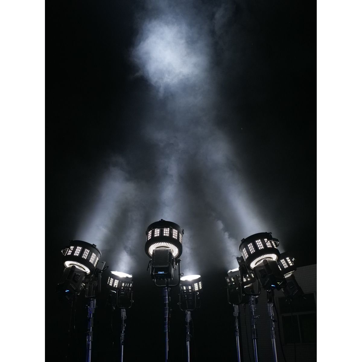 Nanlux Evoke 1200 Spot Light - Image 2