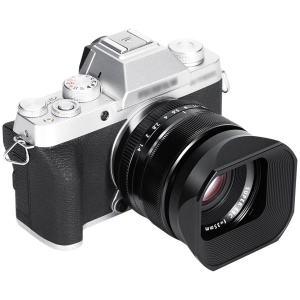 JJC Fujifilm XF 35mm f/1.4 R Lens Hood (Aluminium) - Image 3