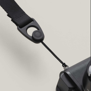 Urth Pebble Camera Strap Clips - Image 3
