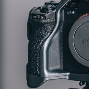 FALCAM F22 &amp; F38 &amp;F50 Quick Release Camera Cage (For Sony A7R5/A1/A7M4) C00B3605 - Image 5