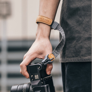 FALCAM Maglink Quick Magnetic Buckle Wrist Strap (Grey) M00A3801 - Image 2